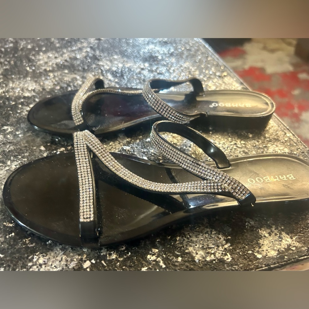 Flats with diamonds